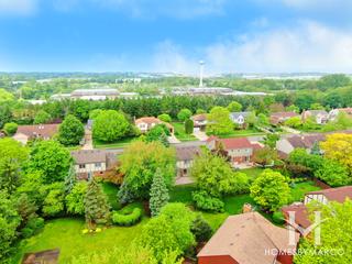 Interlaken Meadows subdivision in Libertyville, IL
