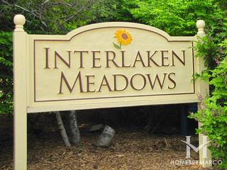 Interlaken Meadows subdivision in Libertyville, IL