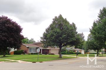 Greentree subdivision in Libertyville, IL