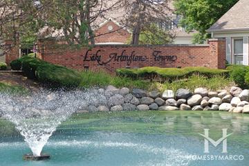Lake Arlington Towne subdivision in Arlington Heights, IL