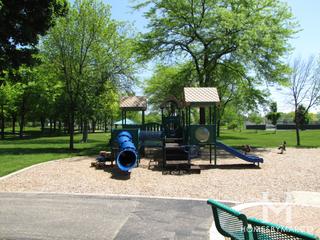 Grosse Pointe Village subdivision in Vernon Hills, IL