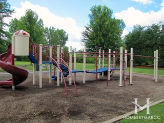 Hunters Ridge subdivision in Grayslake, IL