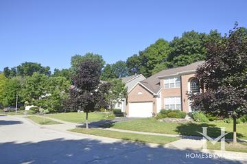 Regency Woods subdivision in Libertyville, IL