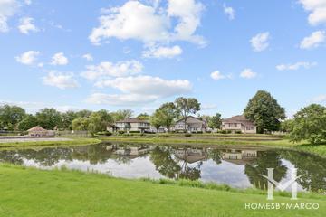 Westwood subdivision in Vernon Hills, IL