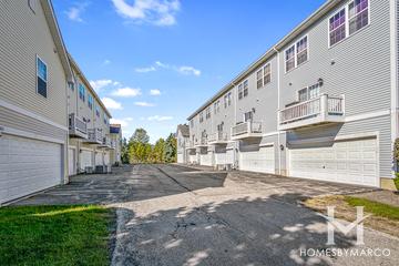 Cranberry Lake subdivision in Hainesville, IL