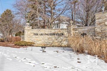 Arlington Club subdivision in Wheeling, IL