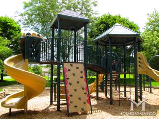 Beacon Hill subdivision in Kildeer, IL