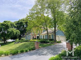 Walnut Creek subdivision in Hawthorn Woods, IL