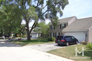 Prairie Oaks subdivision in Gurnee, IL