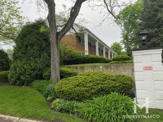 Chanticleer subdivision in Hinsdale, IL