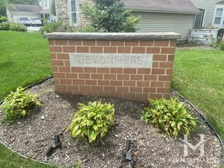 Photos of Devonshire of Naperville subdivision in Naperville, IL