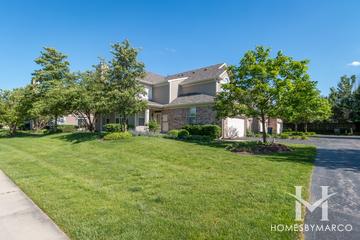 Deer Crossing subdivision in Naperville, IL