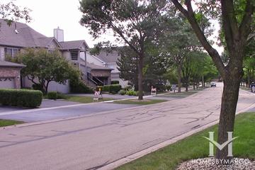 Baileywood subdivision in Naperville, IL