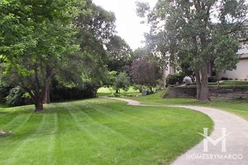 Baileywood subdivision in Naperville, IL