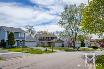 Spring Hill subdivision in Naperville, IL