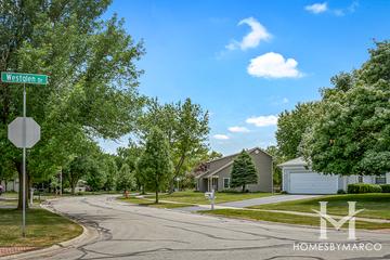 Westglen subdivision in Naperville, IL