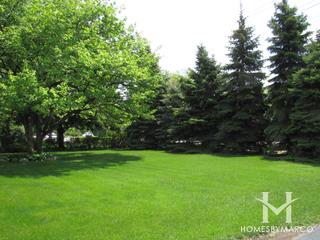 Canterbury subdivision in Libertyville, IL