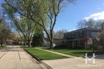 Regency Estates subdivision in Libertyville, IL