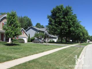 Regency Estates subdivision in Libertyville, IL