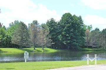 River Bend subdivision in Libertyville, IL