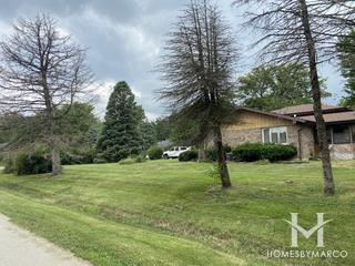 Photos of Andermann Acres subdivision in Naperville, IL