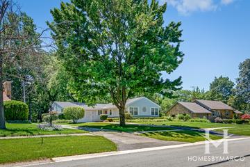 Basswood Estates subdivision in Naperville, IL
