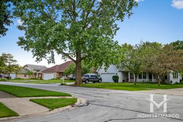 Brush Hill subdivision in Naperville, IL