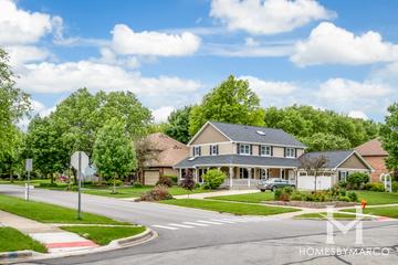 Brookdale subdivision in Naperville, IL