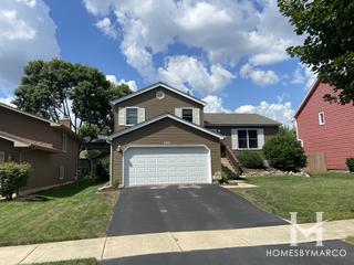 Cedar Glen subdivision in Naperville, IL