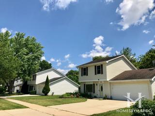 Fort Hill subdivision in Naperville, IL