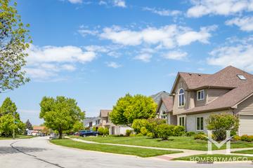 Greene Ridge subdivision in Naperville, IL