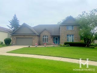 Hidden Valley Lake Estates subdivision in Naperville, IL