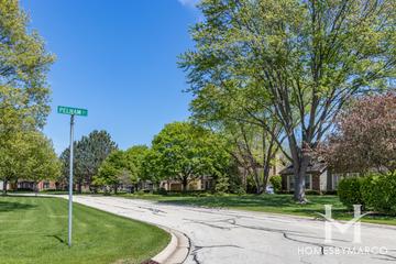 Hobson Greene subdivision in Naperville, IL