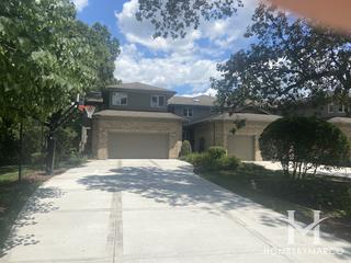 Hobson Woods subdivision in Naperville, IL