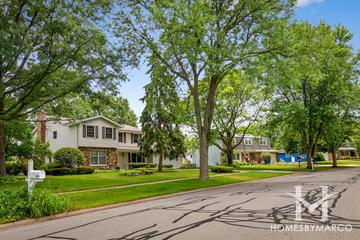 Huntington subdivision in Naperville, IL