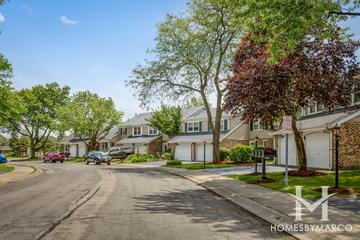 Huntington subdivision in Naperville, IL