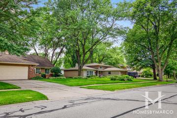Kings Terrace subdivision in Naperville, IL