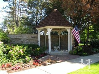 Knolls of Huntington subdivision in Naperville, IL