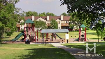 Old Farm subdivision in Naperville, IL