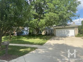 The Glens subdivision in Naperville, IL