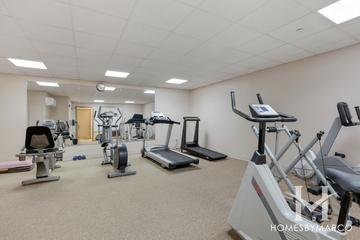 Woodlands of Morton Grove building in Morton Grove, IL