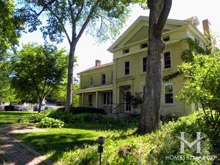 Stone Manor subdivision in Batavia, IL