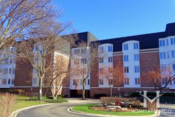 Cambridge on the Lake building in Buffalo Grove, IL