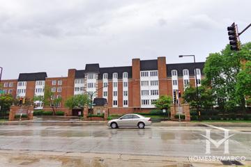 Cambridge on the Lake building in Buffalo Grove, IL