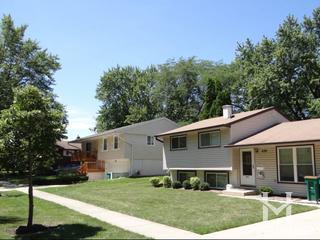 Kings Terrace subdivision in Buffalo Grove, IL