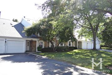 Lexington in the Park subdivision in Buffalo Grove, IL