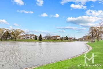 Old Farm Village subdivision in Buffalo Grove, IL