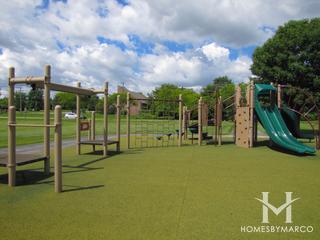 Strathmore Lake subdivision in Buffalo Grove, IL