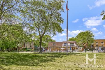 Villa Verde building in Buffalo Grove, IL