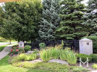 Country Club Village subdivision in Aurora, IL